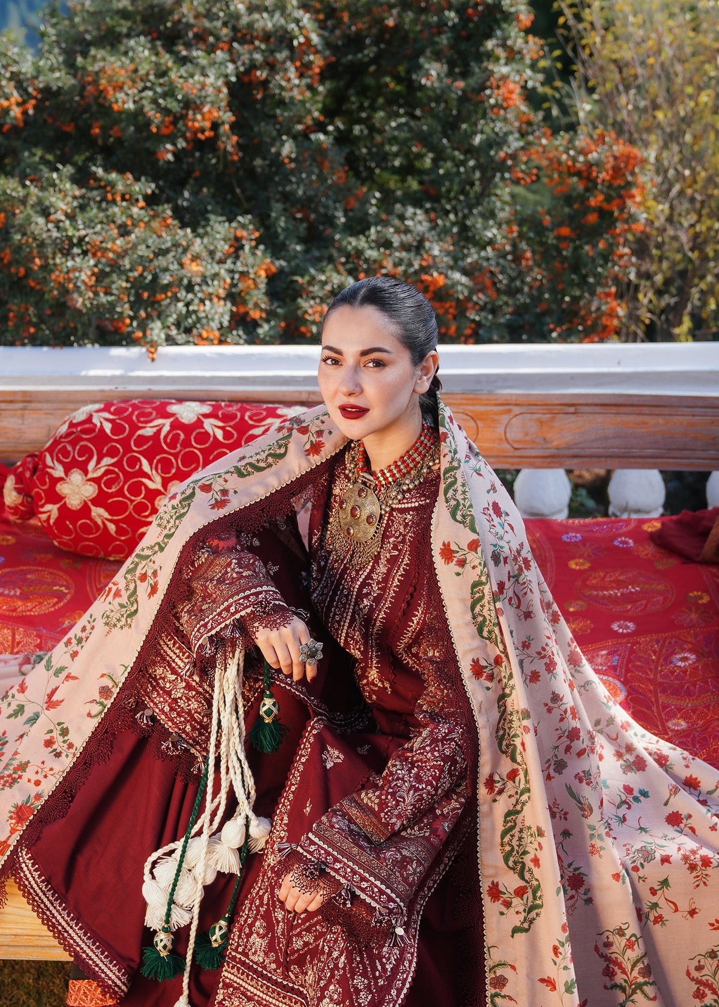 Winter 2025 Hot Collection – Hussain Rehar 3-Piece Suit with Dhanak Pashmina Wool Printed Shawl | Hania Amir – Shirt, Dupatta & Trouser