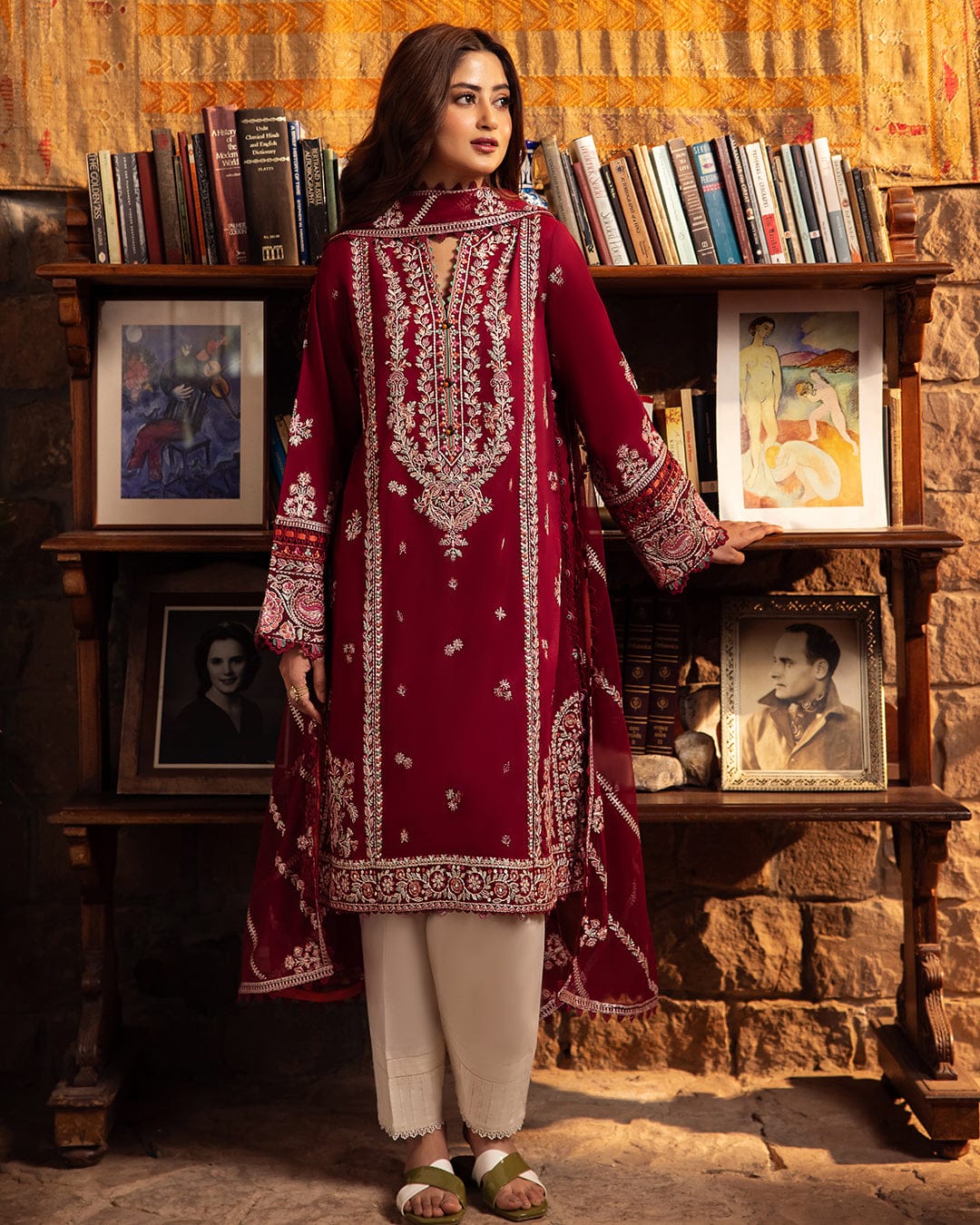 Zaha Embroidered Dhanak Suit – Unstitched 3 Piece | Chiffon Dupatta | Winter Collection 2025