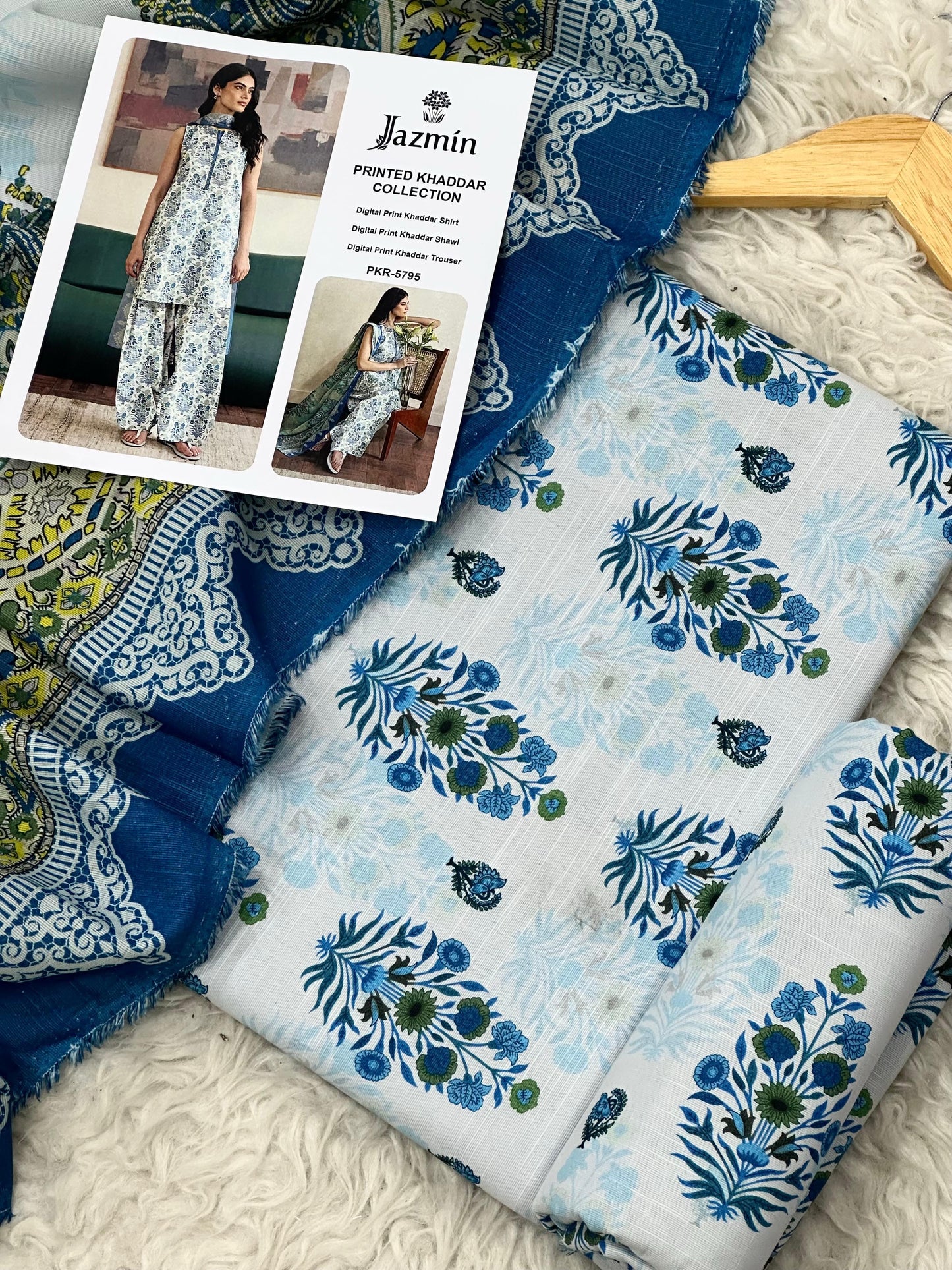 Jazmin Khaddar Printed Collection – CODE : SDK 74 - 3 Pcs Premium Winter Suit