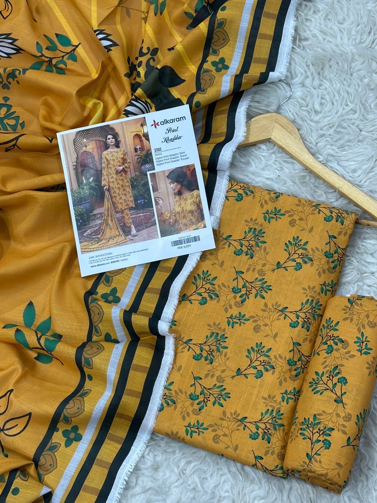 Alkaram Khaddar Printed Collection – 3 Pcs Premium Winter Suit