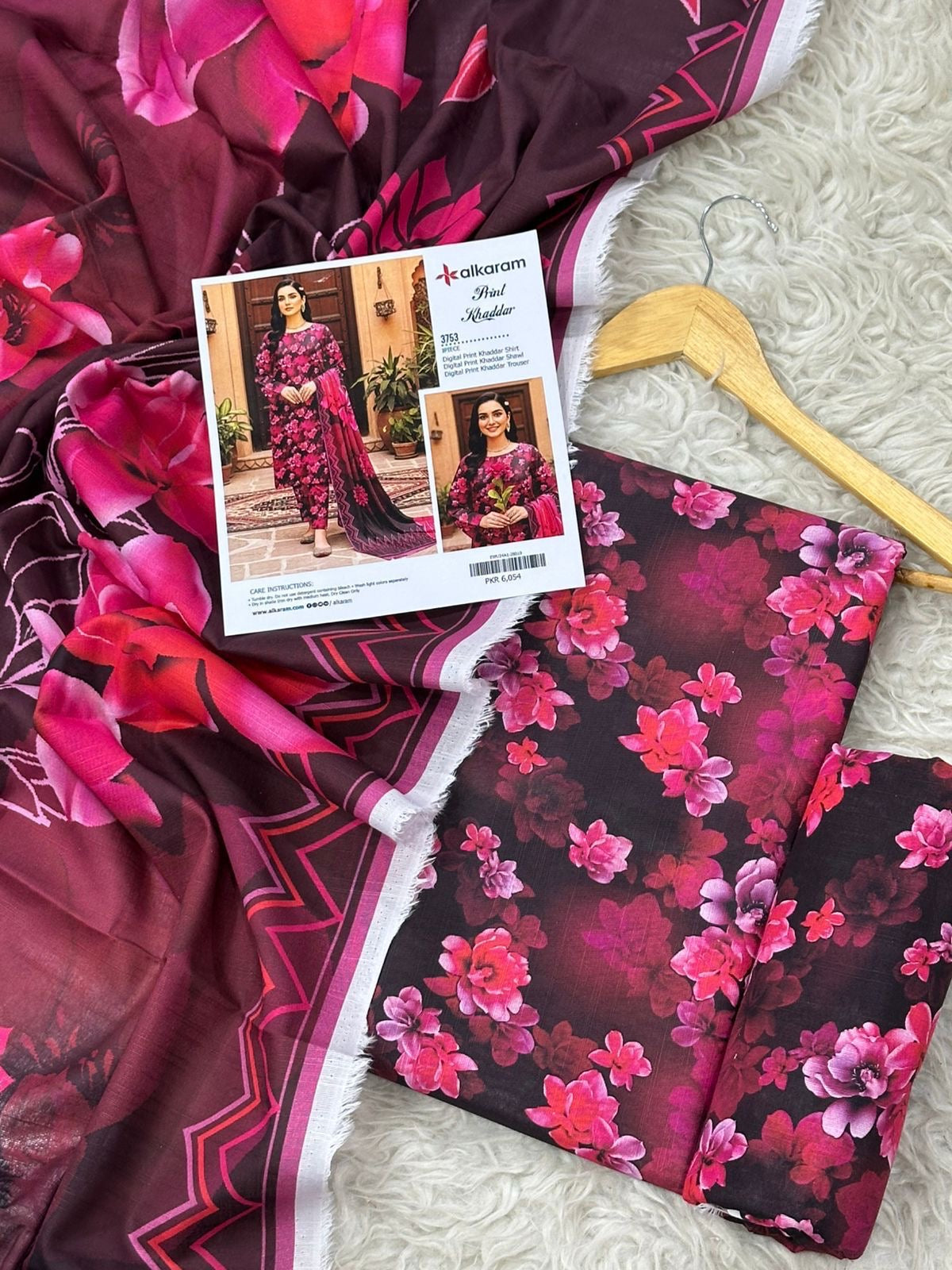 Alkaram Khaddar Printed Collection – 3 Pcs Premium Winter Suit