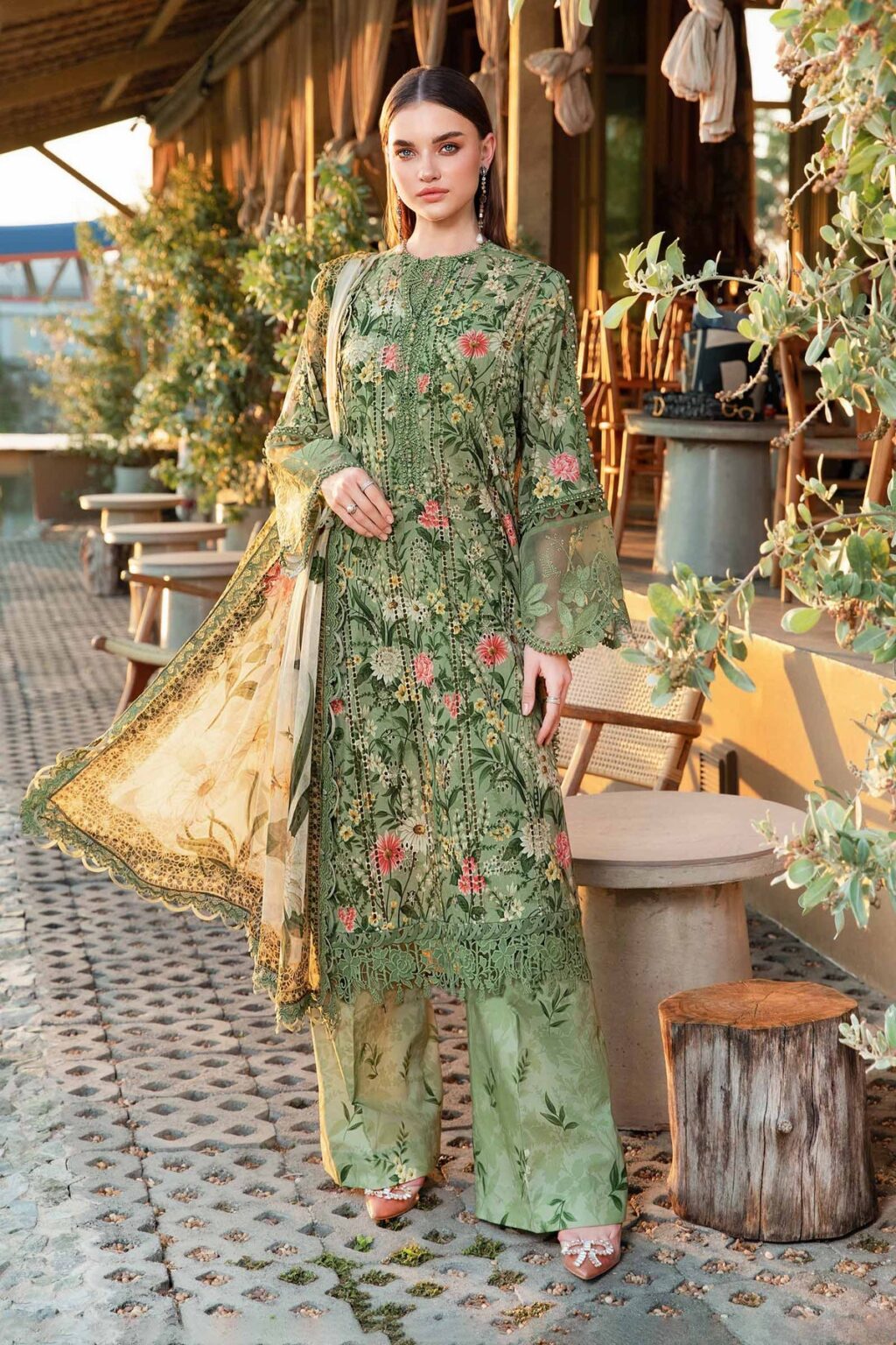 2025 Printed Khaddar Collection – Maria B Hit Design | 3-Piece Unstitched Soft Khaddar Suit