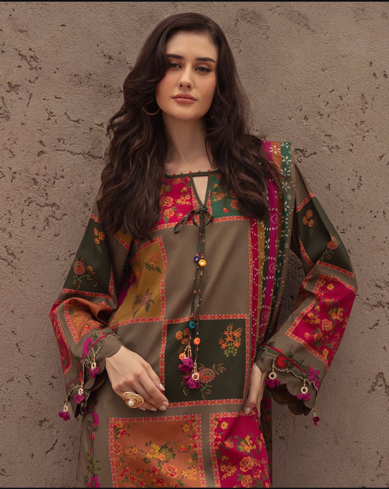 2025 Shehmoz Collection – Sapphire Hit Code | 3-Piece Digital Printed Suit with Silk Dupatta