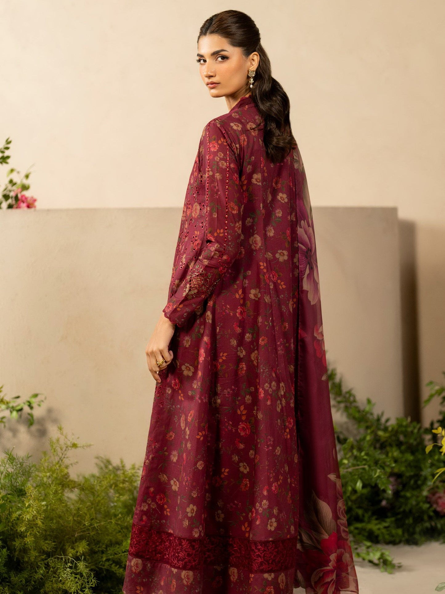 2025 Khaddar Collection – Baroque Hit Code | 3-Piece Unstitched Soft Khaddar Suit