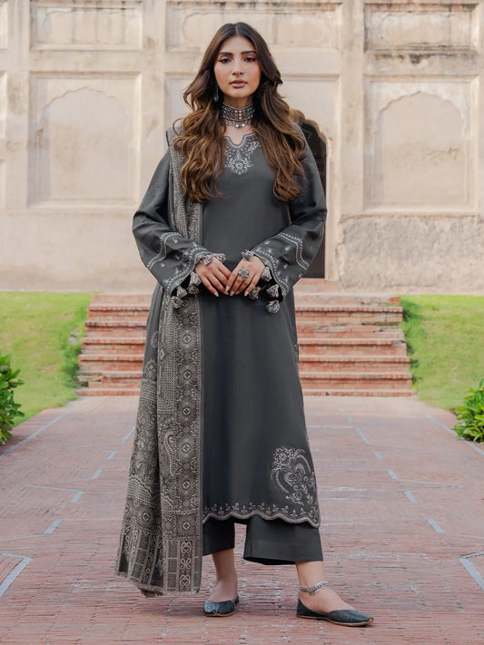 Iizel Winter Collection – 3PC Airjutt Danak Embroidered Suit with Digital Wool Shawl