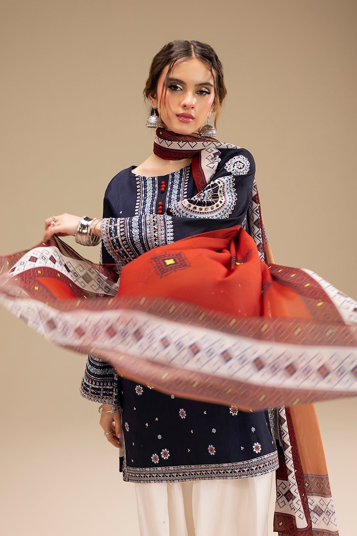 Jazmin Winter 2025 Embroidered 3-Piece Suit – Pashmina Printed Shawl | Premium Unstitched Collection