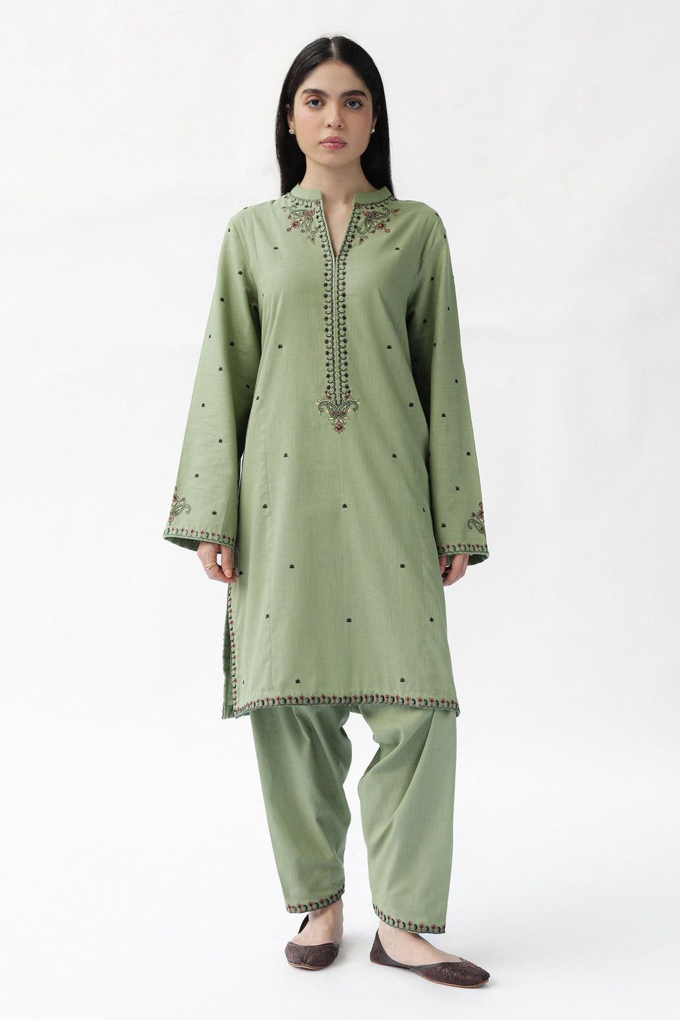 Zara Shah Jahan – 2-Piece Airjet Dhanak Embroidered Suit